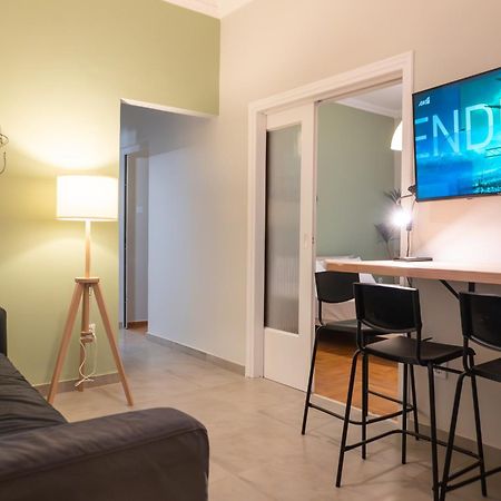 50 Steps Metro Kato Patisia Renovated Athens Apt Exterior photo