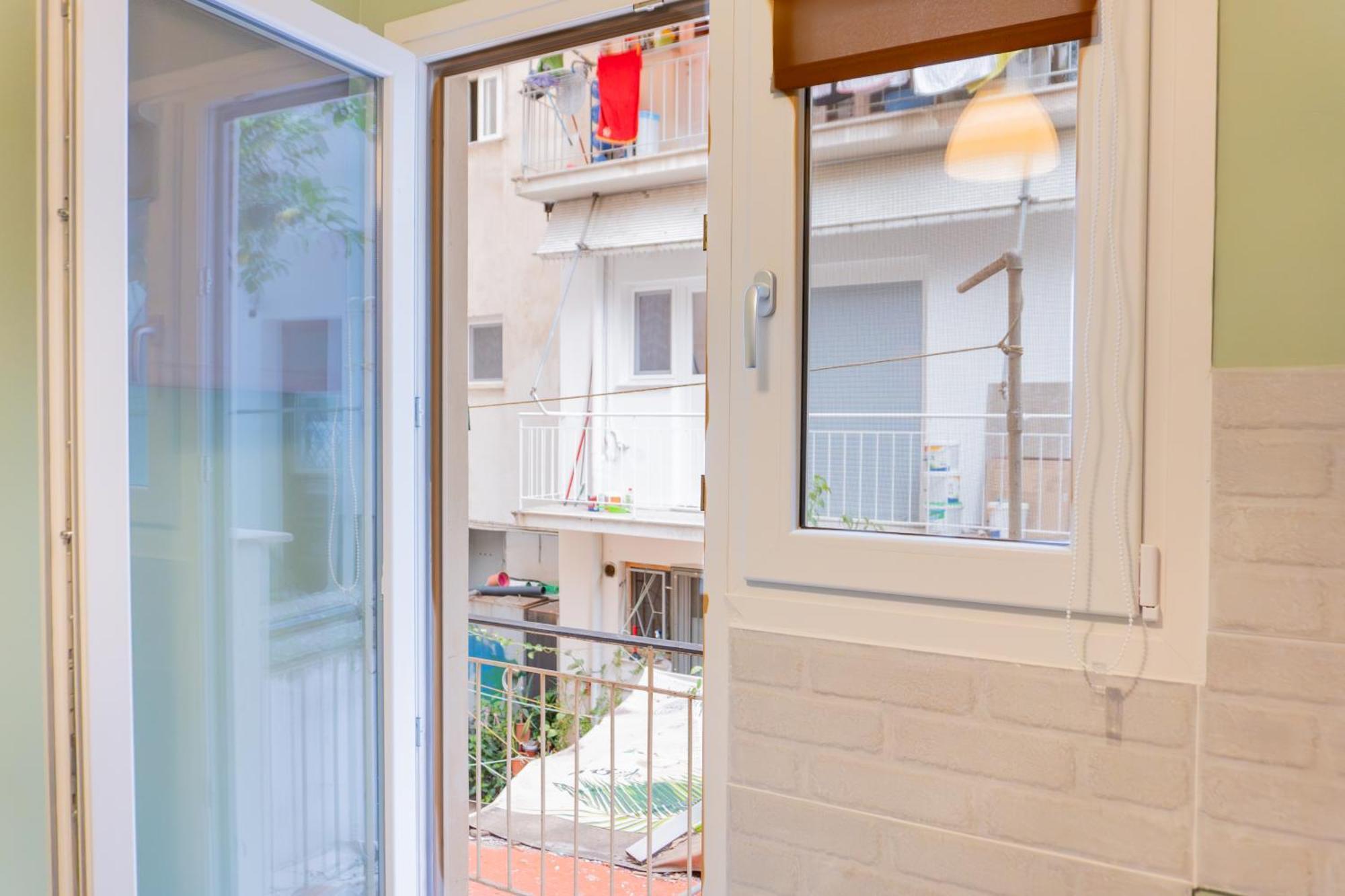 50 Steps Metro Kato Patisia Renovated Athens Apt Exterior photo